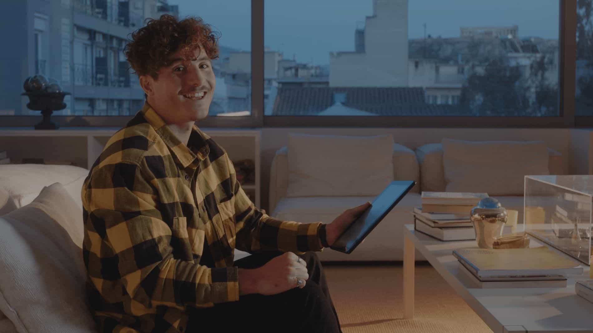 Έμπνευση της Think Plus η... Δυνατή διαφ